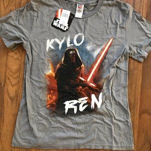 Disneyland Star Wars Kylo Ren tee boys’ L
